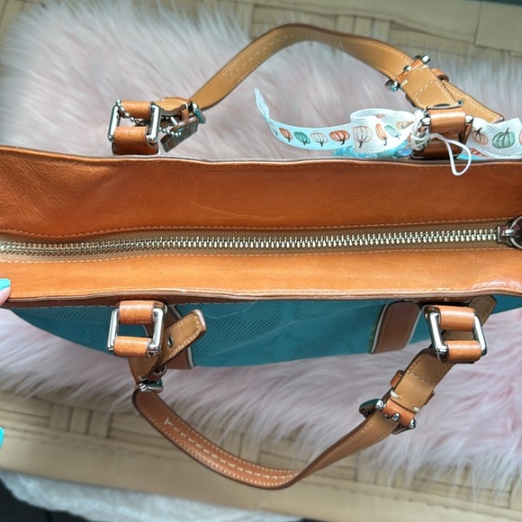 Coach VINTAGE FALL Turquoise and Tan Shoulder Bag - Picture 7 of 10